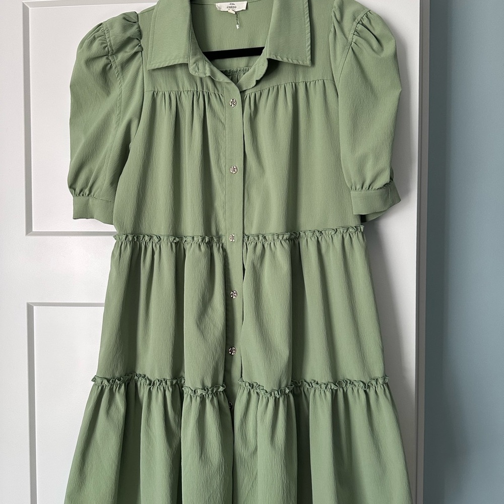 entro Light Sage Green Button-Front Tiered Mini Dress